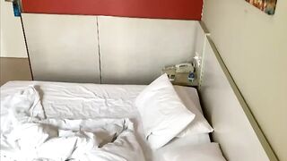 91小夥 小夥如家800元約的一個粉嫩的技校妹子不小心露臉完整版 china