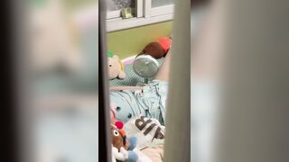 자위하는 친누나 보면서 딸치는 동생 korean porn vip 2