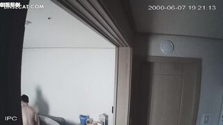 [신작] 한 중년 부부가 세 번 성관계를 가졌습니다. 아내는 오르가즘을 느끼며 큰 신음 소리를 냈습니다. 그녀는 남편 위에 오르는 것을 좋아하고 korean porn vip ipcam